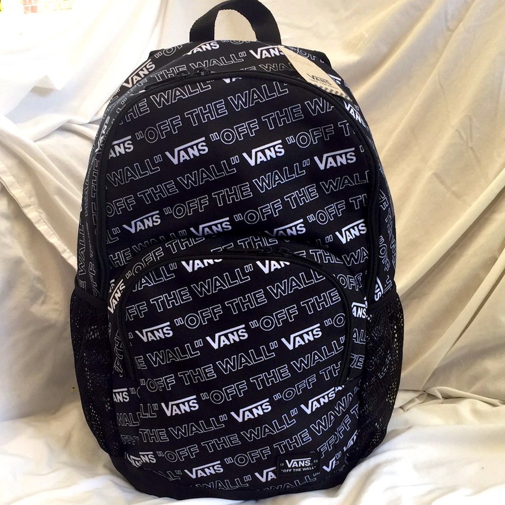 VANS OFF THE WALL LOGO UNISEX STUDENT BACKPACK